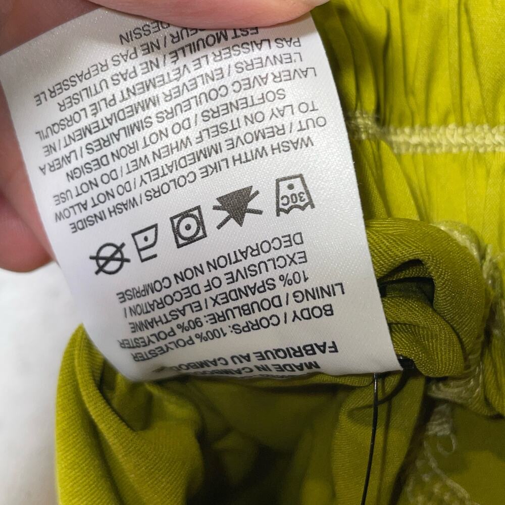 Nike One Dri-FIT Ultra High-Waisted Shorts green moss, small - Picture 6 of 7
